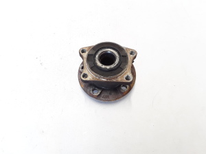 VOLVO V70 III (2007–2017) Tagumine rumm 31340100 - 2