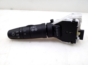 NISSAN Note E11 (2005–2014) Switch and its parts - 2
