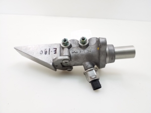 Brake master cylinder - A1644300401
