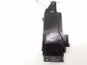Verkleidung unter der Motorhaube - A2516200407