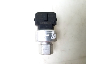VOLVO S80 II (2006–2016) A/C condenser sensor 30661949 - 3