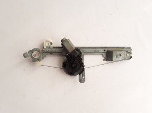 RENAULT Scenic (2003–2010) Aizmugurējo durvju logu pacēlājs 8201010934 - 2
