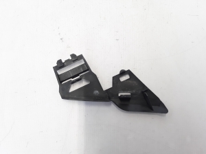  Front bumper bracket 