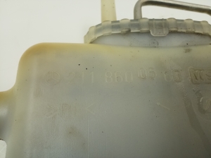 Mercedes Benz E-Class W211 (2002–2009) Front washer fluid reservoir A2118600560 - 4