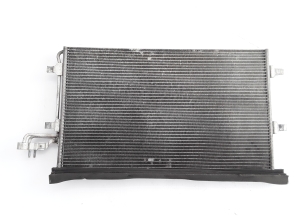   Air conditioning radiator 