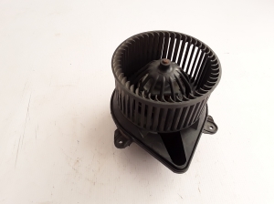 Opel Vivaro A (2001–2014) Heizungsgebläsemotor 7701050310 - 4