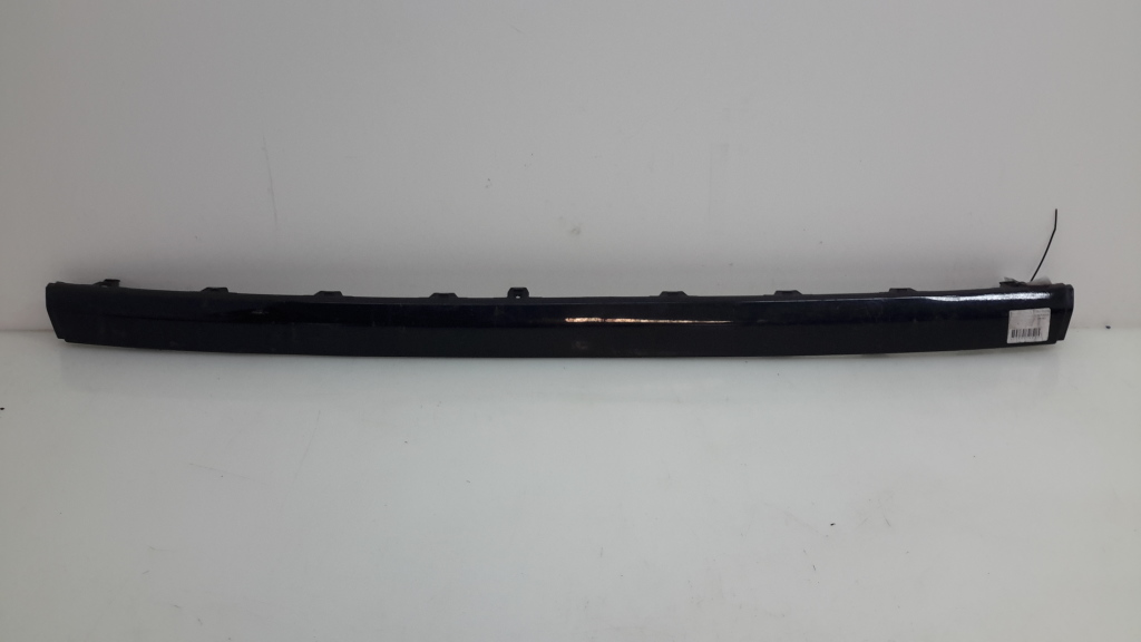 Mercedes Benz C-Class 203 (2000–2007) Tagumise kaitseraua iluliist A2038850021 Mercedes Benz C-Class 203 (2000–2007) Tagumise kaitseraua iluliist A2038850021