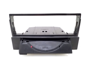 Kia Sorento (2002–2009) CD/DVD-Wechsler - 5