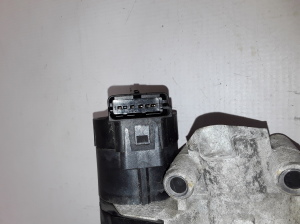  EGR valve 