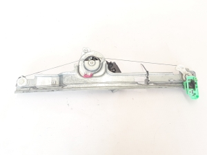 RENAULT Scenic (2003–2010) Priekšējo durvju logu pacēlājs 8200646840 - 3