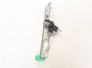 RENAULT Scenic (2003–2010) Priekšējo durvju logu pacēlājs 8200646840 - 3