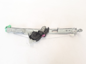 Front door window regulator - 8200646840