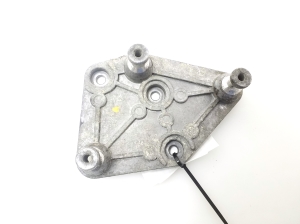 Mercedes Benz Sprinter /906/ (2006–2018) Halterung ABS Steuergerät A9064310340