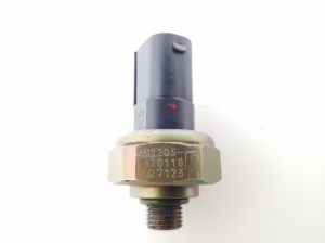 Mercedes Benz E-Class W211 (2002–2009) A/C condenser sensor A2205420118 - 2