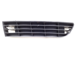 AUDI A6 C4 (1994–1997) Front bumper lower grille 4A0807345A - 2