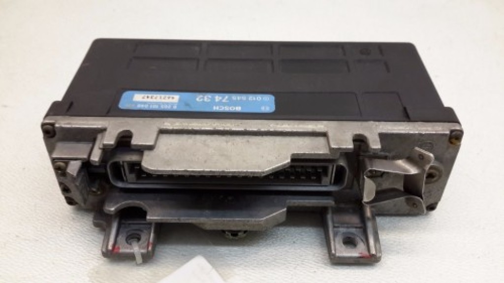 Mercedes Benz C-Class 202 (1993–2001) Relais ABS-Block A0125457432 Mercedes Benz C-Class 202 (1993–2001) Relais ABS-Block A0125457432