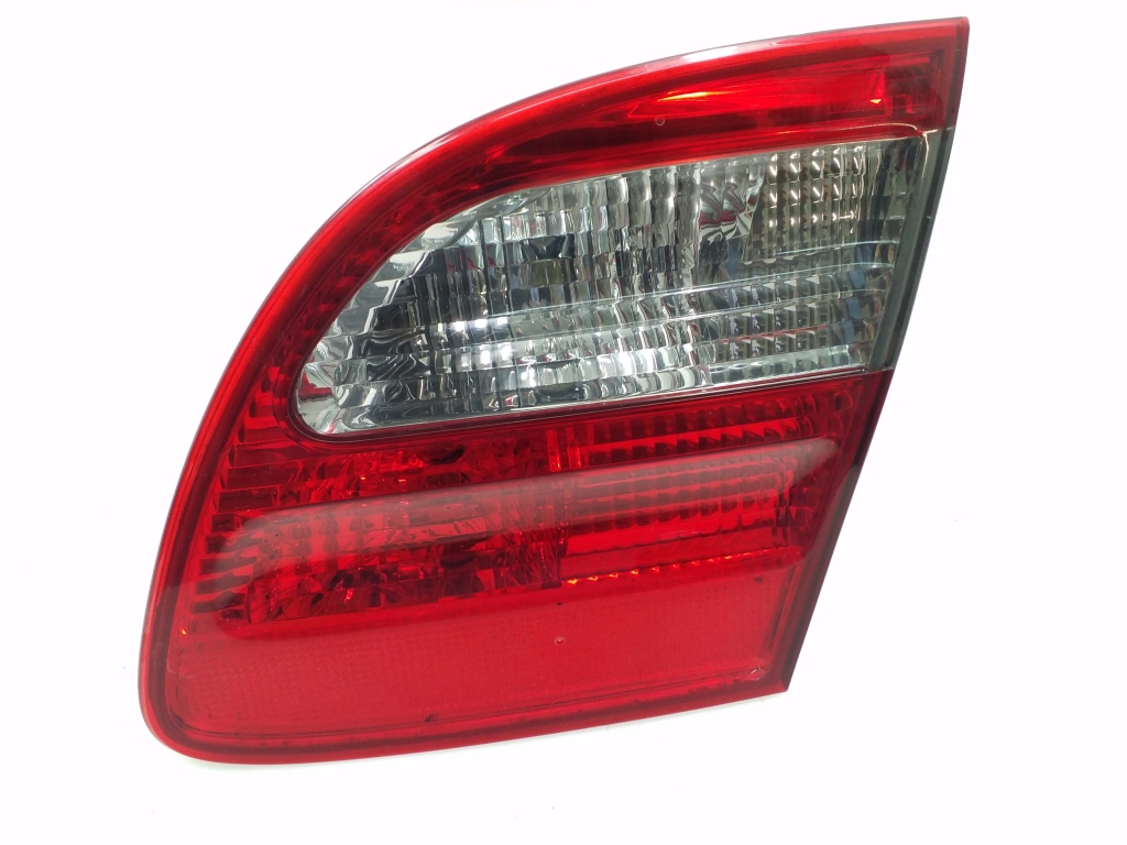 MERCEDES-BENZ E-Class W211/S211 (2002-2009) Right Side Tailgate Taillight A2118203064 20986838