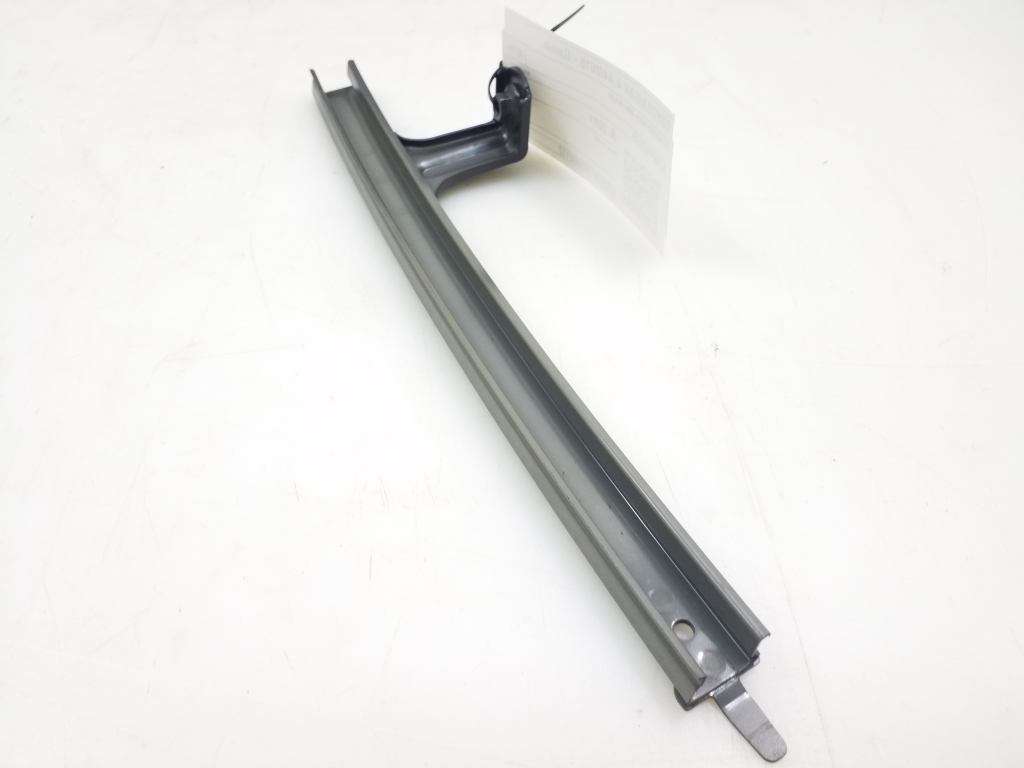 TOYOTA RAV 4 A4 (2012–2018) Esiukse klaasiliug 6740442040 TOYOTA RAV 4 A4 (2012–2018) Esiukse klaasiliug 6740442040