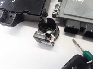 RENAULT Clio III (2005–2012) Vehicle starting system - 5