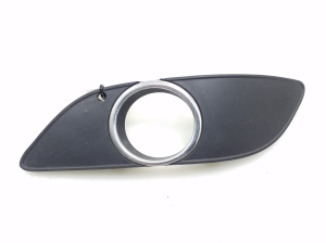   Front bumper fog lamp cover 