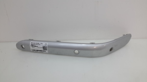  Front bumper trim strip 