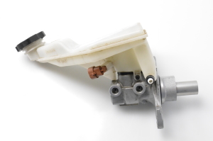 Opel Astra K (2015–2021) Brake master cylinder 32669335 - 2
