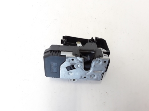 Opel Vivaro A (2001–2014) Esiukse lukk 8200008246 - 2