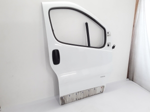 Front door - 7751478601