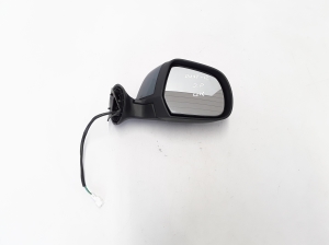  Side mirror and its details 