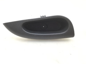 Rear side door pull handle - 829509U00B