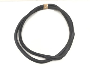  Rear side door sealing rubber 