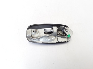 Opel Vivaro A (2001–2014) Front door external opening handle and its details - 2