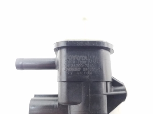 TOYOTA Avensis T27 (2008–2019) Muu klapp 90910TC001 - 3