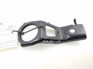   Radiator bracket  - 1653326070 