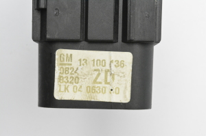 Opel Astra H (2004–2010) Lichtschalter 13100136 - 4