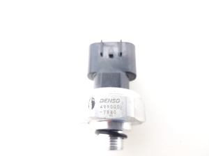 TOYOTA RAV 4 A4 (2012–2018) A/C condenser sensor 8871933020 - 2