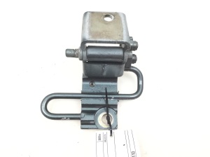Volkswagen Touareg I (2002–2010) Rear side door lower hinge 7L0833411 - 3