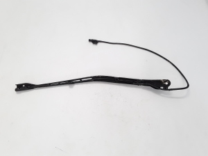  Windshield wiper blade 