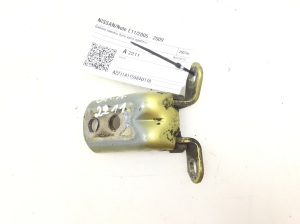 NISSAN Note E11 (2005–2014) Rear side door lower hinge - 2