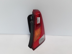 Dacia Logan I (2004–2012) Eckleuchte hinten 8200211019 - 3