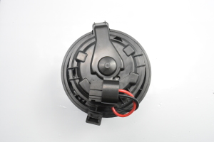 Peugeot 208 (2012–2019) Heater blower motor - 4