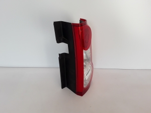 Dacia Logan I (2004–2012) Eckleuchte hinten 8200864610 - 3