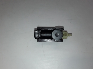  Solenoidy 