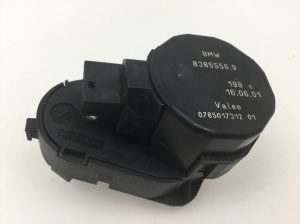 BMW X5 E53 (1999–2006) Stellmotor Heizungsklappe 83855569 - 2