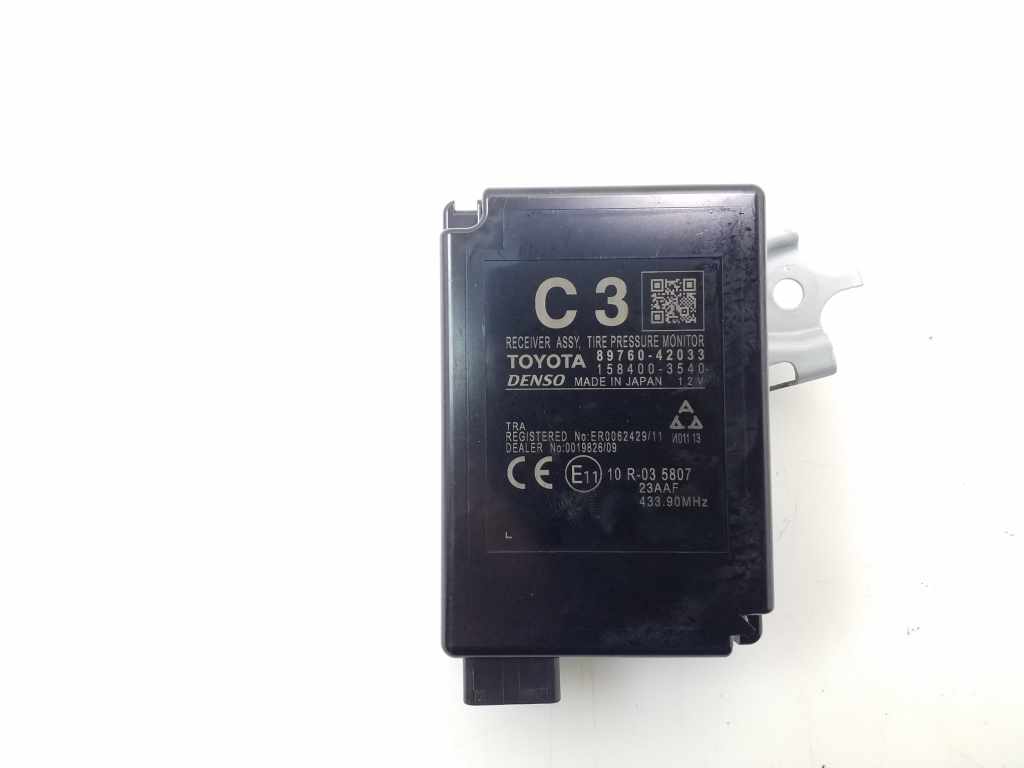 TOYOTA RAV4 4 generation (XA40) (2012-2018) Relays 8976042033 20988152