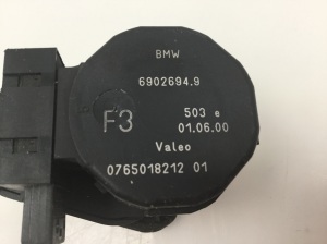 BMW X5 E53 (1999–2006) Stellmotor Heizungsklappe 69026949 - 2