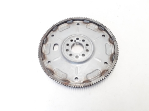  Clutch flywheel 