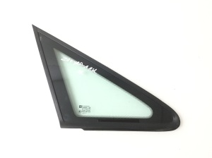 Front body quarter glass - 90579338