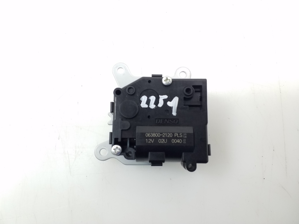 TOYOTA RAV4 4 generation (XA40) (2012-2018) Actionneur de moteur de volet de chauffage intérieur 8710647170 20988008