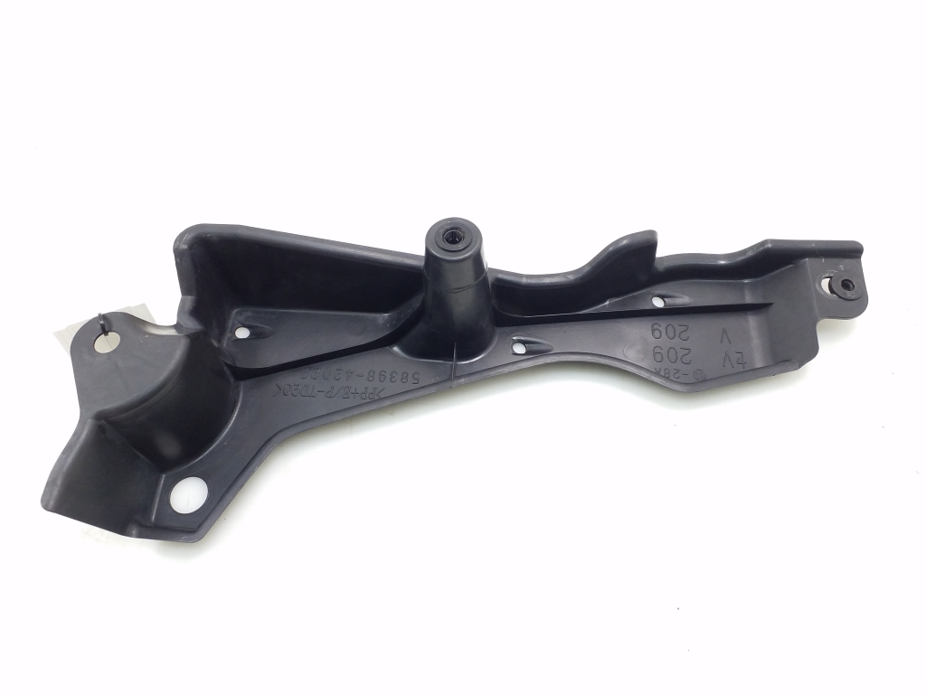 TOYOTA RAV4 4 generation (XA40) (2012-2018) Undervognsdeksel på venstre side 5839842022 20987970